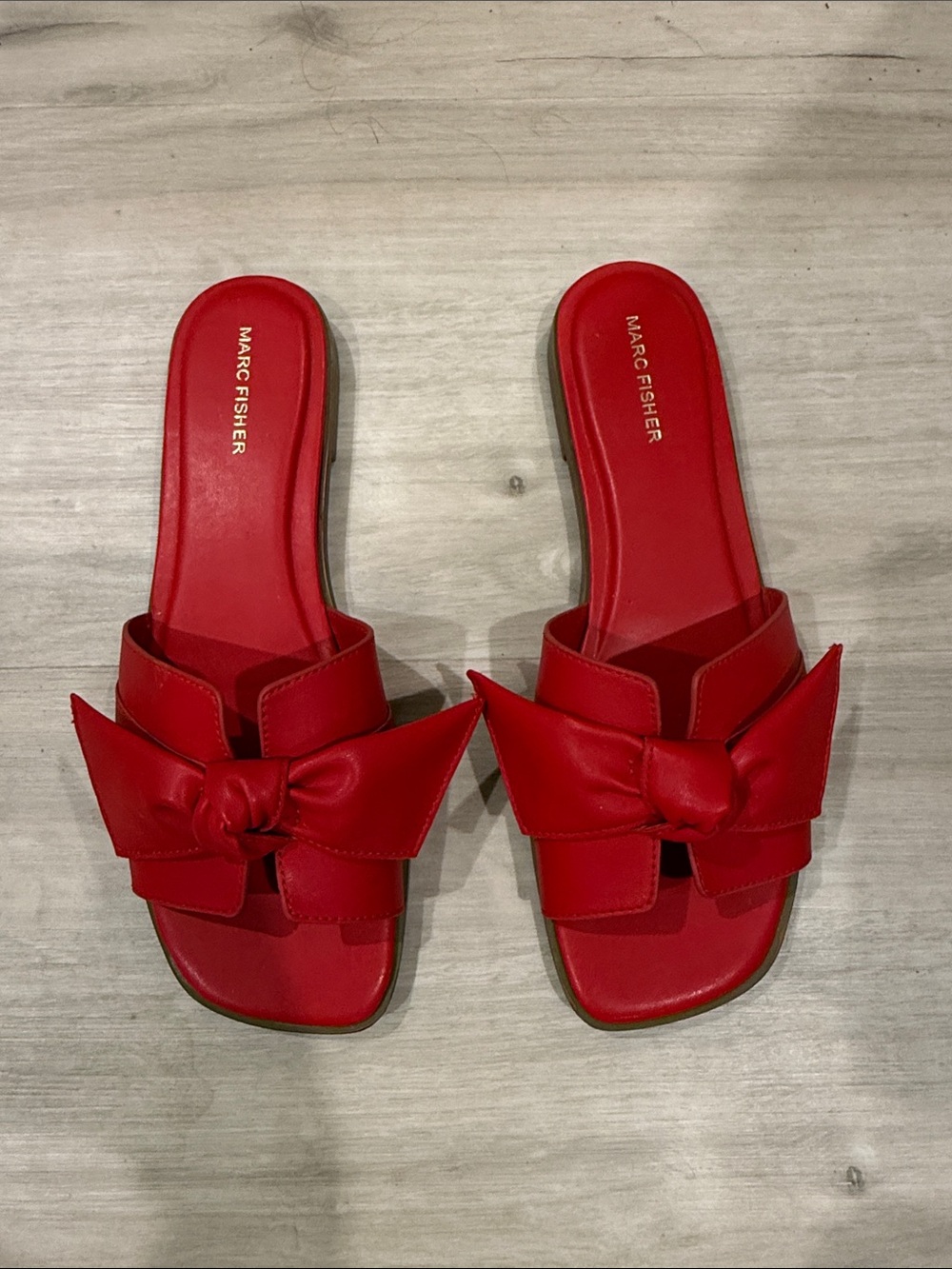 Marc Fisher Red Knot Bow Slide Sandals Size 10M